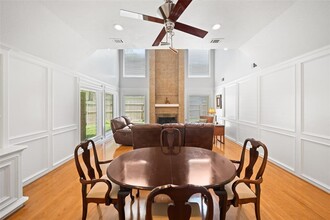 6923 Mossridge Dr in Houston, TX - Building Photo - Building Photo