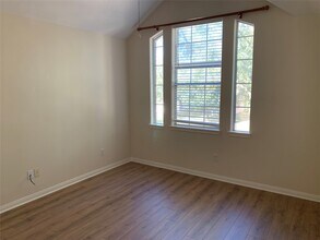 17507 Colony Creek Dr in Spring, TX - Foto de edificio - Building Photo