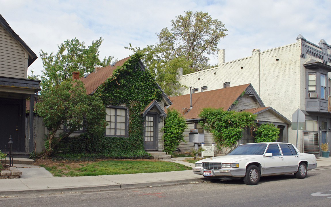 Warm Springs Apartments in Boise, ID - Building Photo