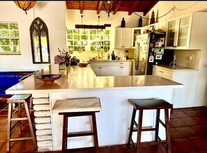 11300 Griffing Blvd in Biscayne Park, FL - Building Photo - Building Photo