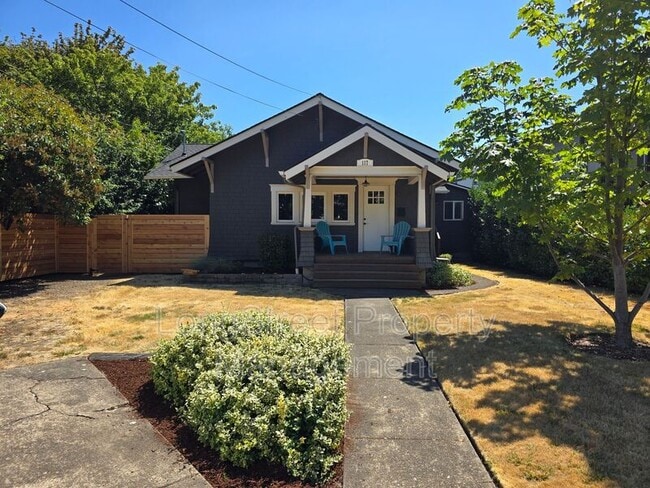 property at 117 NW 11th St