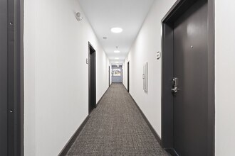 49 S Day St in Orange, NJ - Building Photo - Building Photo