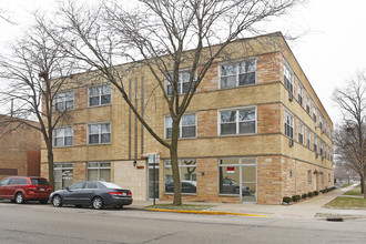 8820-8824 Bronx Ave in Skokie, IL - Building Photo - Building Photo