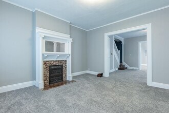 554 Wyoming St in Dayton, OH - Foto de edificio - Building Photo