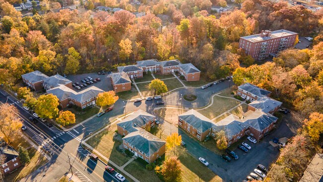 Jefferson Apartments in Somerville, NJ - Building Photo - Floor Plan