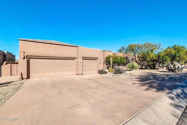 11144 E Dale Ln in Scottsdale, AZ - Building Photo - Building Photo