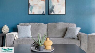 6000 Randolph Blvd in San Antonio, TX - Building Photo - Building Photo