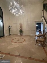 5301 Goldsboro Rd in Bethesda, MD - Building Photo - Building Photo