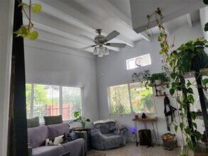 1313 NE 16th Ter, Unit 1 in Fort Lauderdale, FL - Building Photo - Building Photo