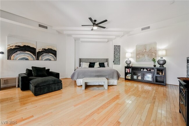 property at 2231 S Tioga Way