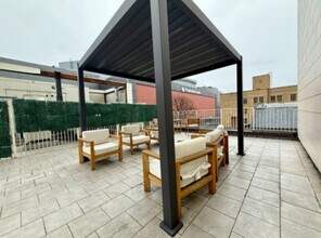 Open & Airy Luxury Studios, Unit 309 in Newark, NJ - Foto de edificio - Building Photo