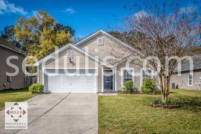 property at 1178 Deerberry Rd