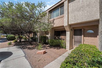 4630 Bountiful Way in Las Vegas, NV - Building Photo - Building Photo
