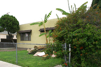 1509 Rose Ave in Long Beach, CA - Building Photo - Building Photo