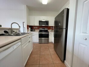 968 NE 41st Pl in Homestead, FL - Building Photo - Building Photo