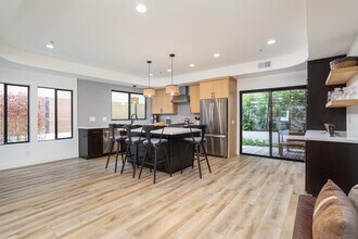 162 Avenida Florencia, Unit 2 in San Clemente, CA - Building Photo - Building Photo