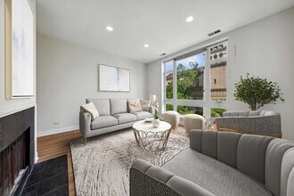 1003 W Buena Ave in Chicago, IL - Building Photo - Building Photo