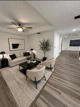 1711 SW 100th Ave in Miramar, FL - Building Photo - Building Photo