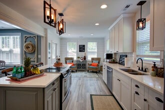 6262 Ware Neck Rd in Gloucester, VA - Building Photo - Building Photo