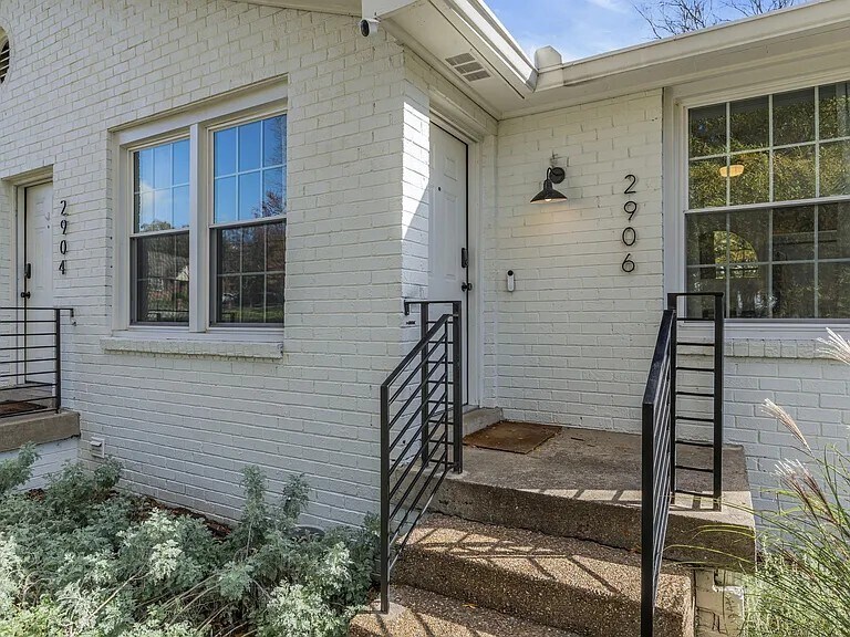 2906 McNairy Ln in Nashville, TN - Building Photo