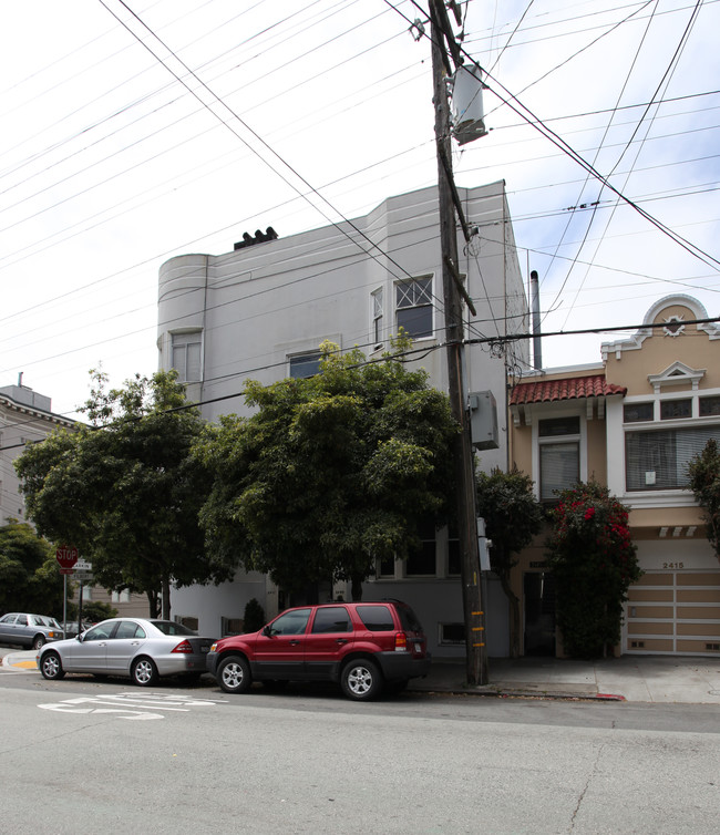 2401 Larkin St in San Francisco, CA - Building Photo - Building Photo