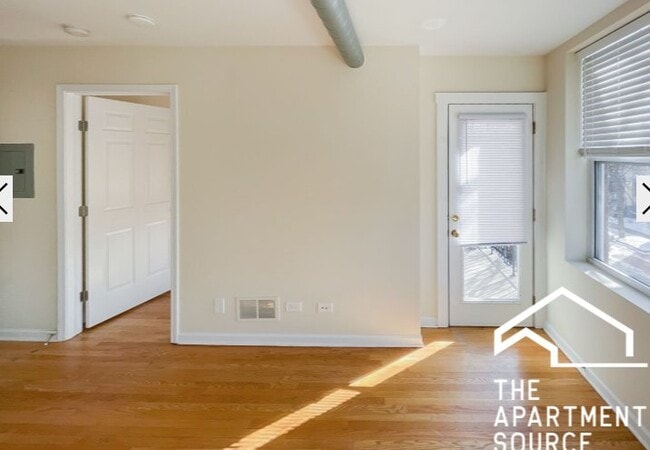 property at 2520 W Leland Ave