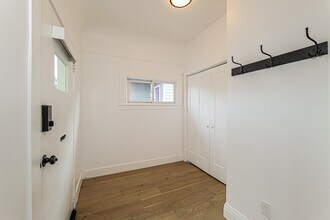 3010 Linden St in Oakland, CA - Building Photo - Building Photo