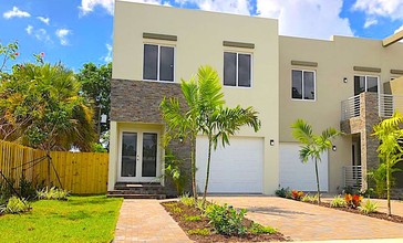 Middle River Terrace Villas in Fort Lauderdale, FL - Building Photo - Other