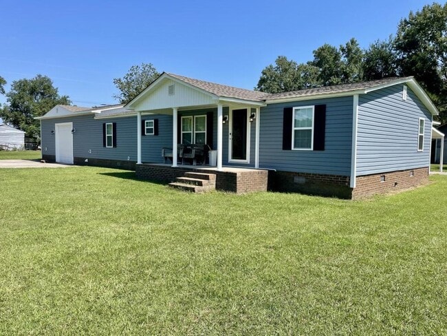 312 Alvin Rd in Pembroke, NC - Building Photo - Building Photo