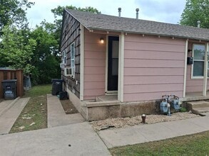 2300 Grayson Ave in Fort Worth, TX - Building Photo - Building Photo