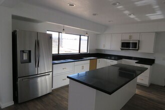 58849 Delano Trail in Yucca Valley, CA - Building Photo - Building Photo