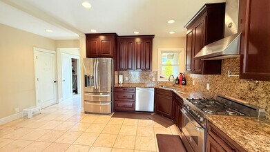 1700 Pearl St in Alameda, CA - Building Photo - Building Photo