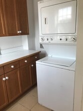 794 Boylston St, Unit 2 in Chestnut Hill, MA - Foto de edificio - Building Photo