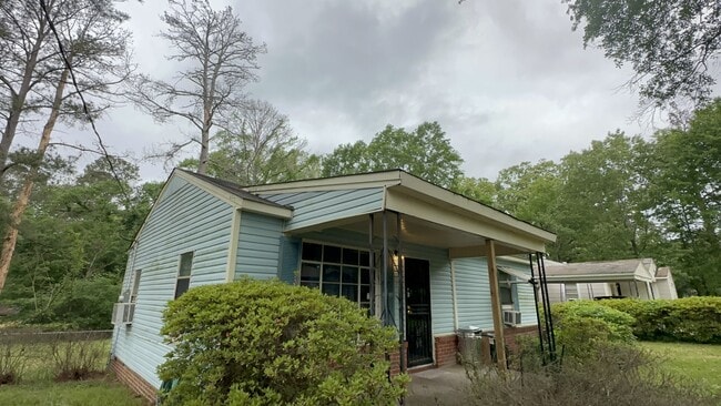 property at 3175 Charleston Dr