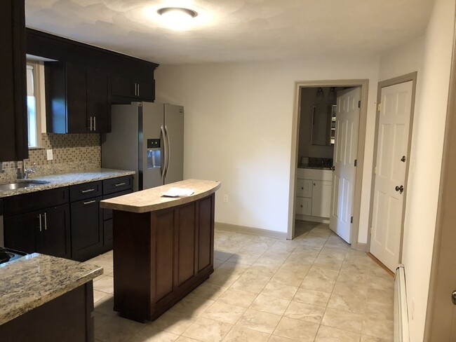585 Broadway, Unit 1