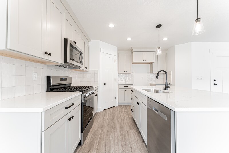 3877 E 950 N in Lehi, UT - Building Photo