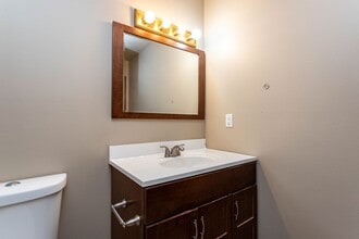 236 Chamberlin Ave in Colorado Springs, CO - Building Photo - Building Photo