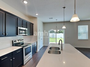 6194 Little Blf Cir in Mascotte, FL - Building Photo - Building Photo