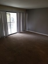 10103 Prince Pl in Upper Marlboro, MD - Building Photo - Building Photo