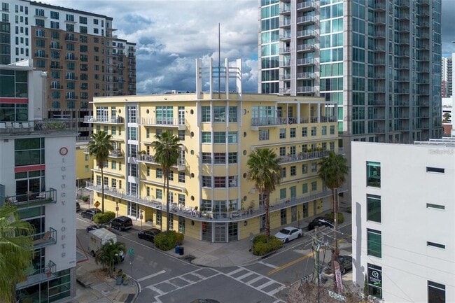 property at 1212 E Whiting St