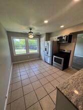 328 W Hollis Ln in Fort Wayne, IN - Building Photo - Building Photo