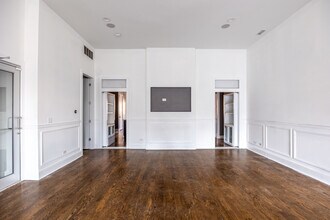 1008 W Lake St, Unit 2 in Chicago, IL - Foto de edificio - Building Photo