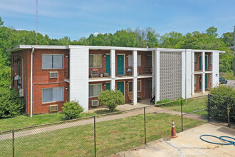 Salem Crossing in Winston-Salem, NC - Foto de edificio - Building Photo