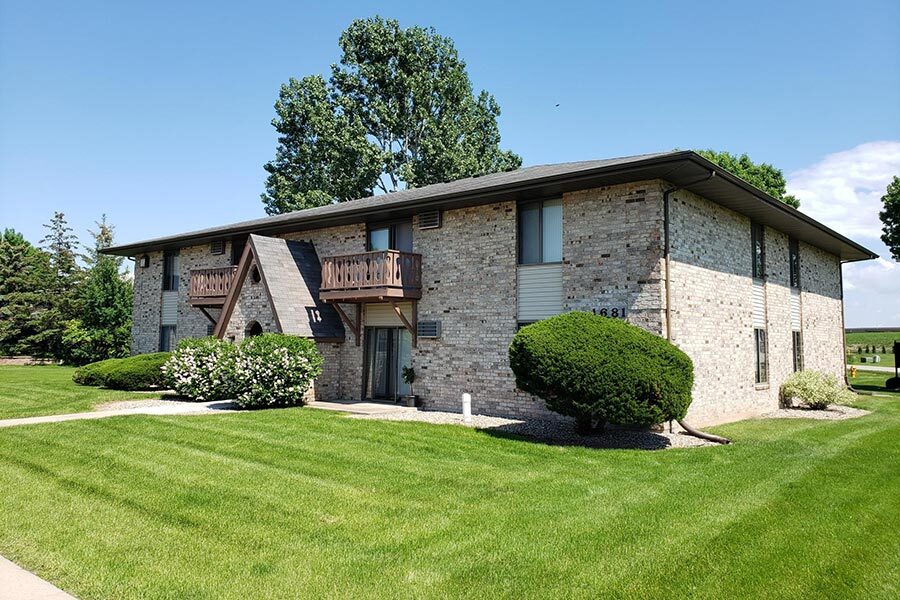 Golf Bridge Apartments in Neenah, WI - Building Photo