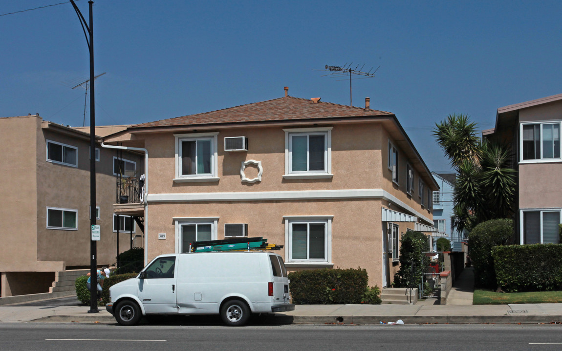 309 E Alameda Ave in Burbank, CA - Building Photo