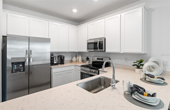 3644 SE 37th Ct Cir in Ocala, FL - Building Photo - Building Photo