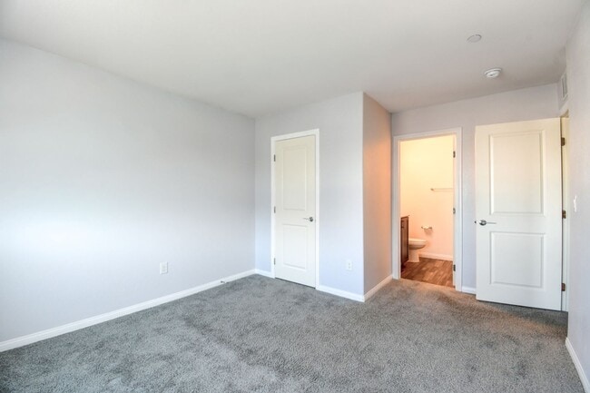 7030 Spicy Merlot St in North Las Vegas, NV - Building Photo - Building Photo