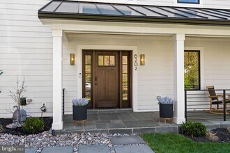 6202 Massachusetts Ave in Bethesda, MD - Building Photo - Building Photo