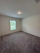 550 Osmosis Dr in Palm Bay, FL - Building Photo - Building Photo