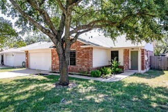 4003 Mayfield Cave Trail in Round Rock, TX - Building Photo - Building Photo